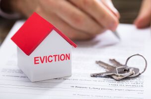 bigstock Home Eviction Tenant Evicted 432474218