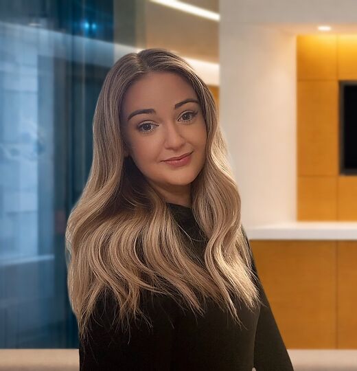 Headshot   Ellie Balshaw