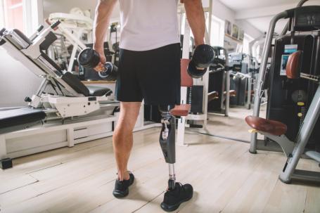 Amputee in the gym